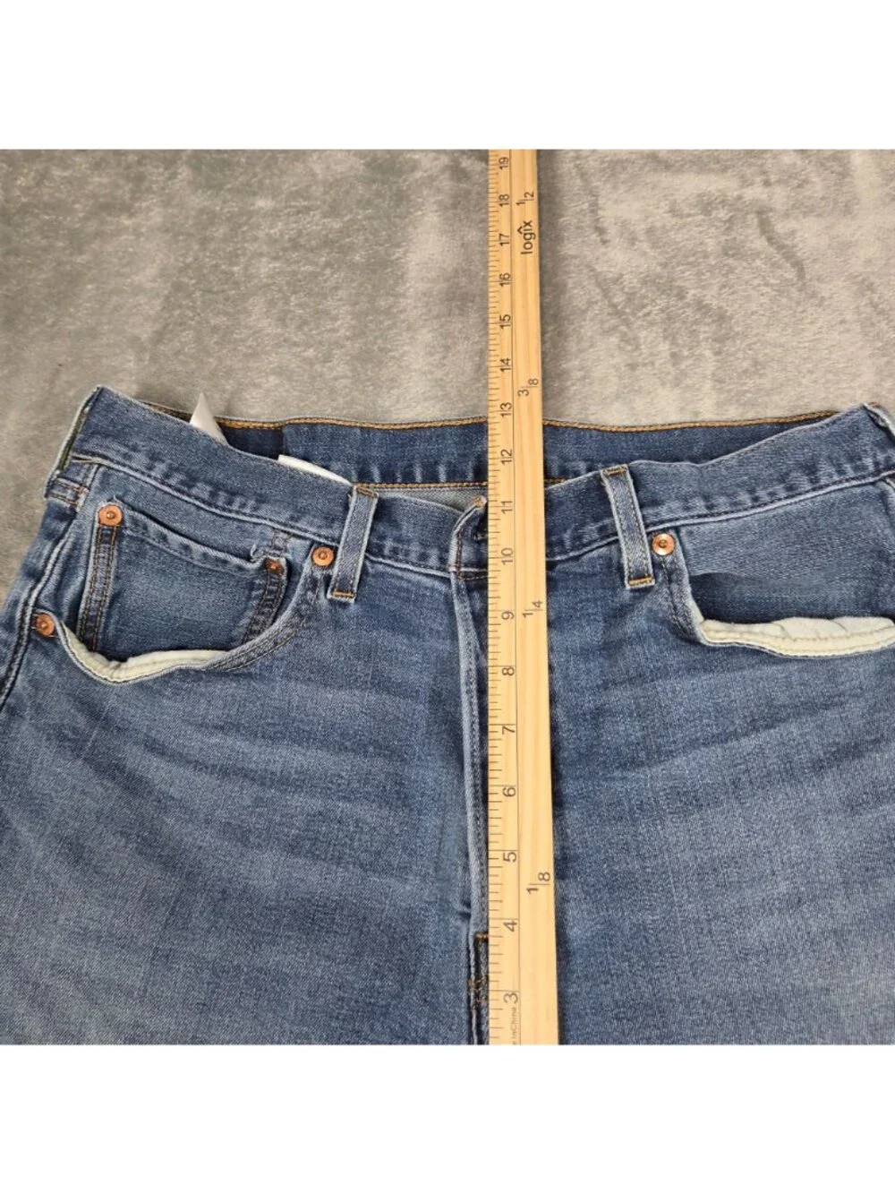 Levis 501 Jeans Mens 34X30 Blue Button Fly Original Straight Fit Stretch Denim